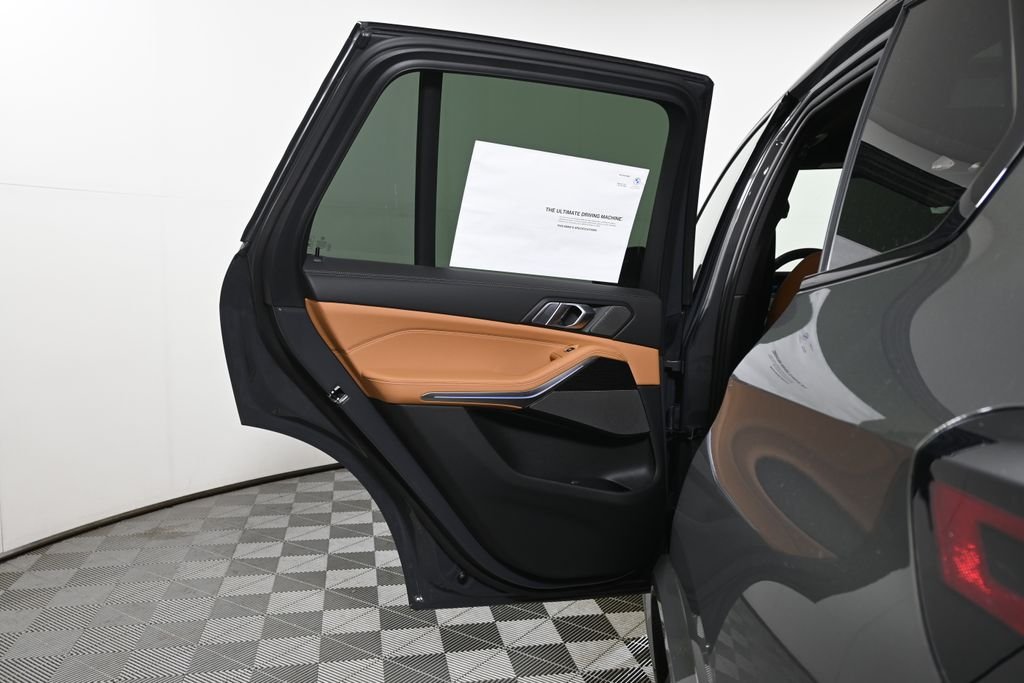 New 2026 Gray Metallic BMW xDrive50e image 30