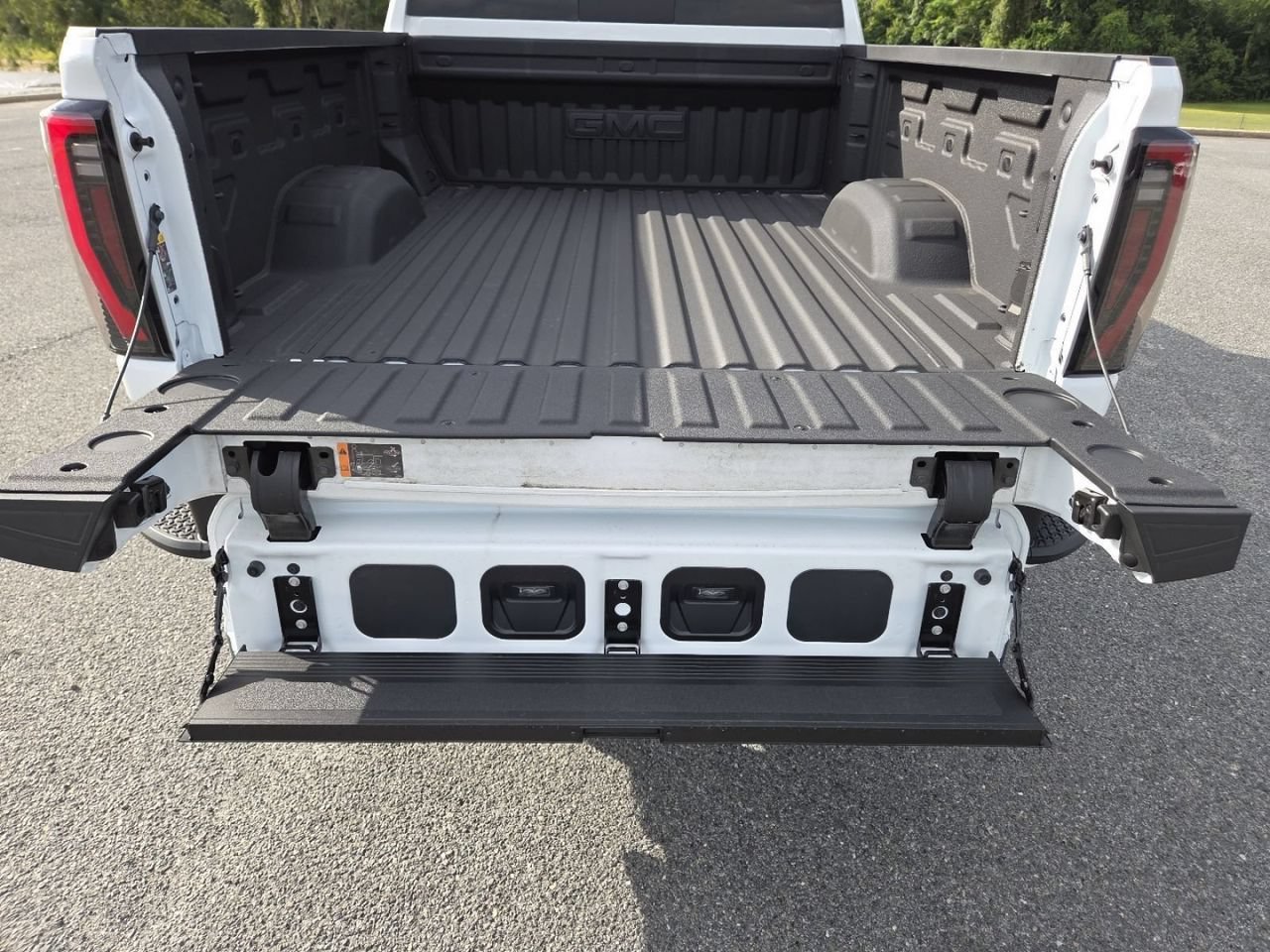 2026 GMC Sierra 2500HD AT4 - Photo 25