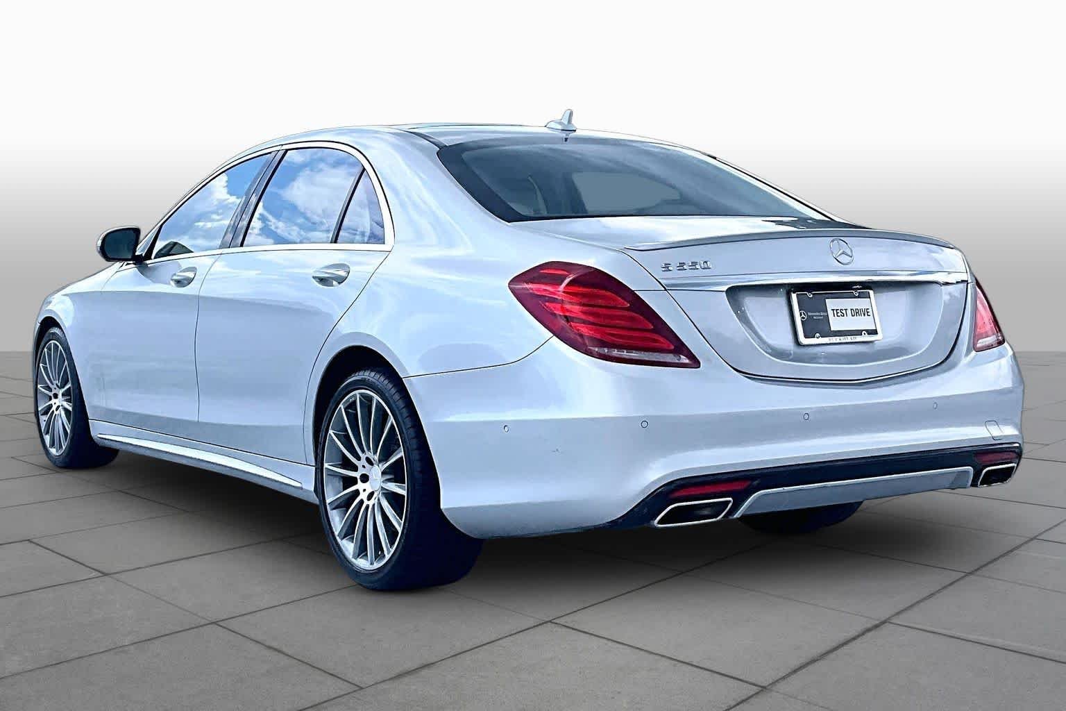 Used 2016 Iridium Silver Metallic Mercedes-Benz S 550 image 11