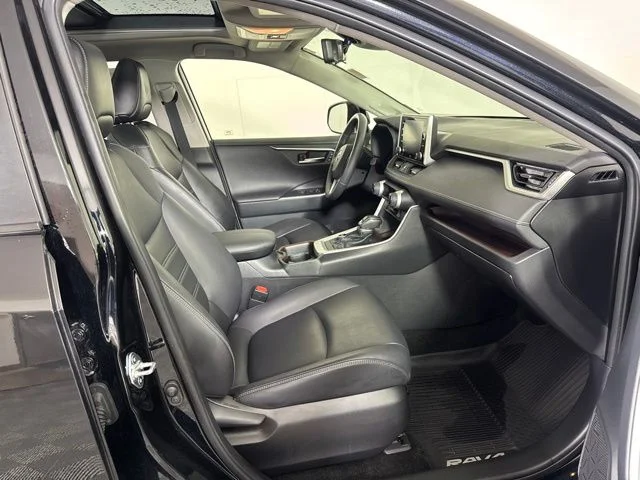 Used 2019 Black Toyota Limited image 4