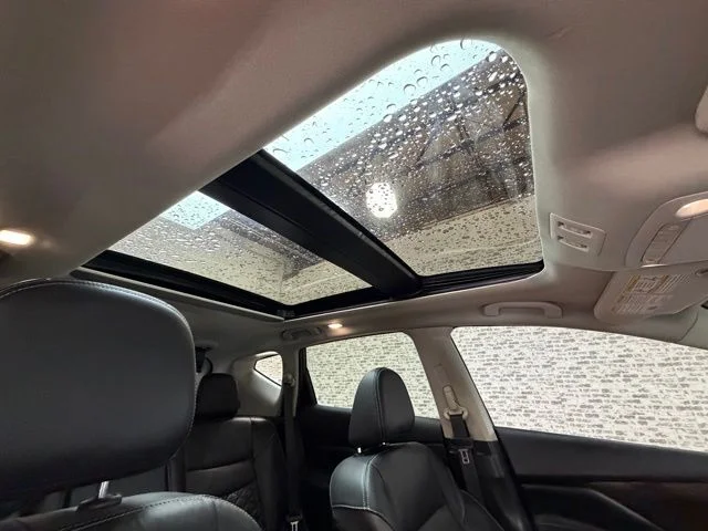 Used 2020 Gray Nissan Platinum image 10