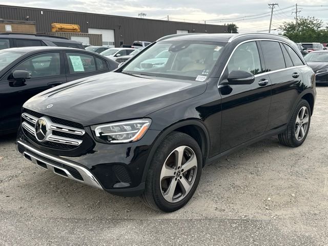 Used 2021 Black Mercedes-Benz GLC 300 image 3