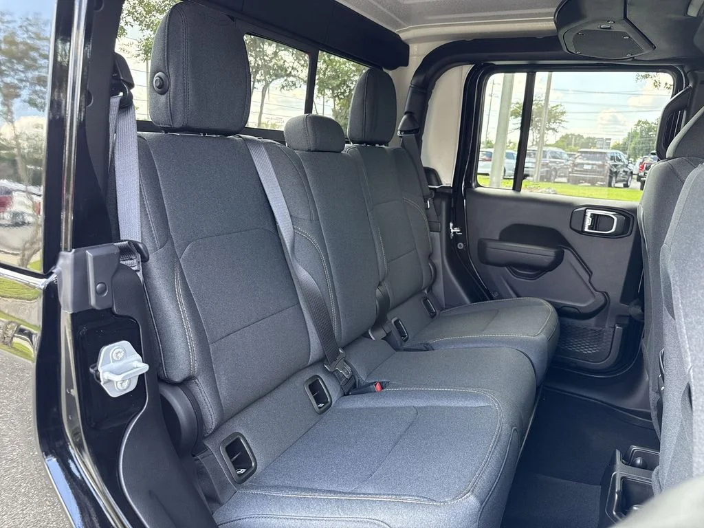 New 2025 Black Clear-Coat Exterior Paint Jeep Sport S image 26