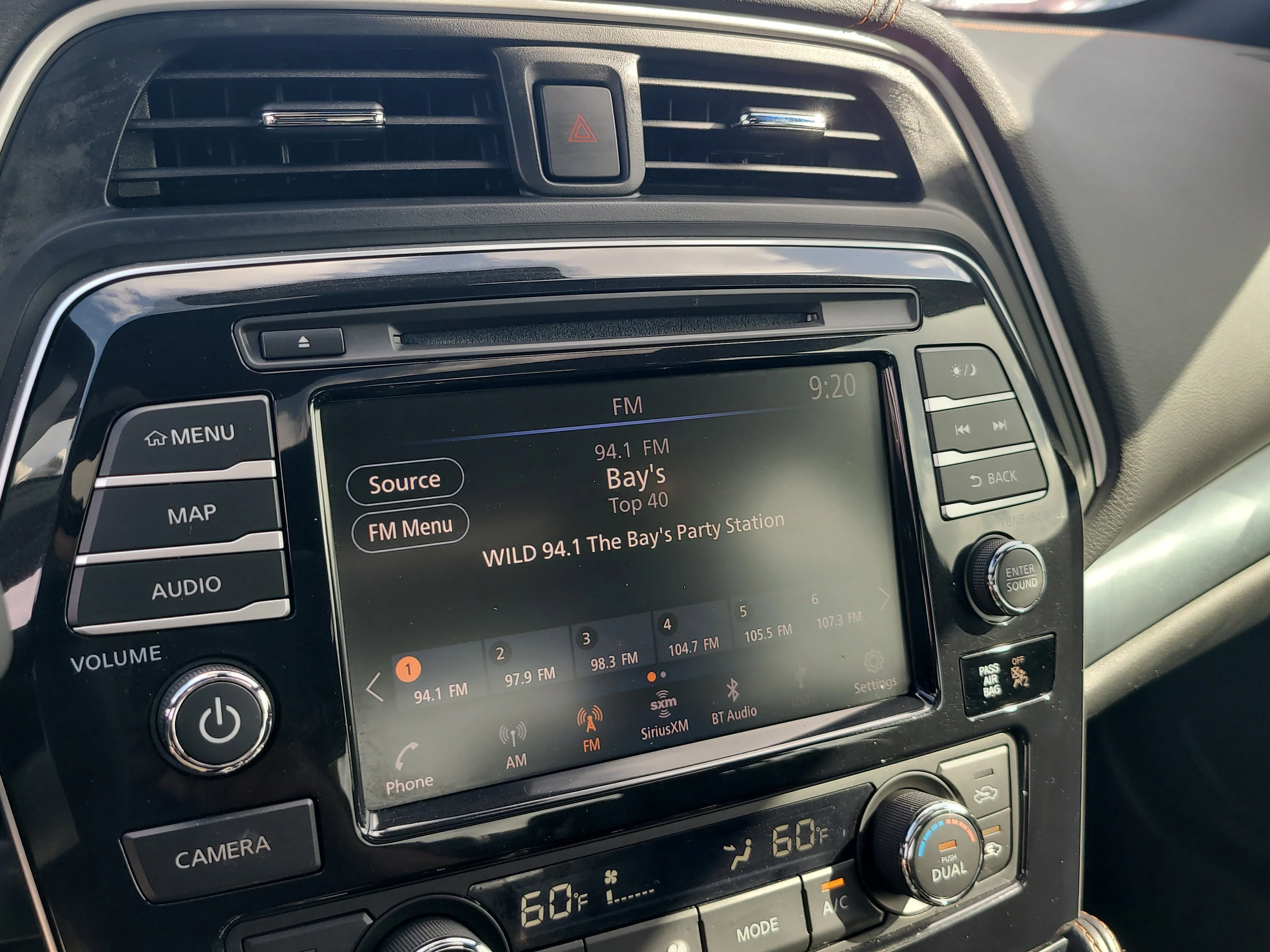 Used 2023 Pearl White Tricoat Nissan SR image 21