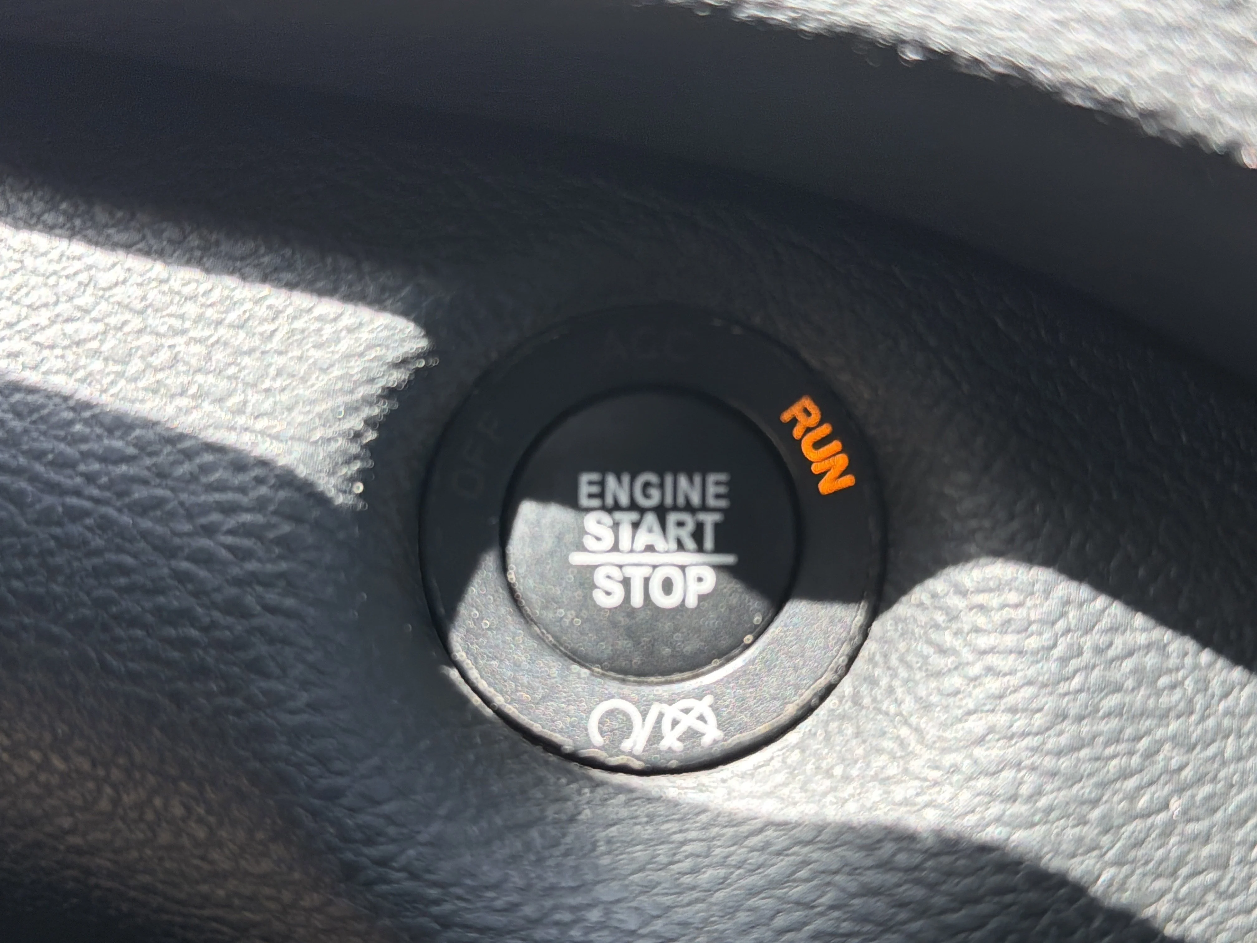 Used 2020 Light Brownstone Pearlcoat Jeep Trailhawk image 27