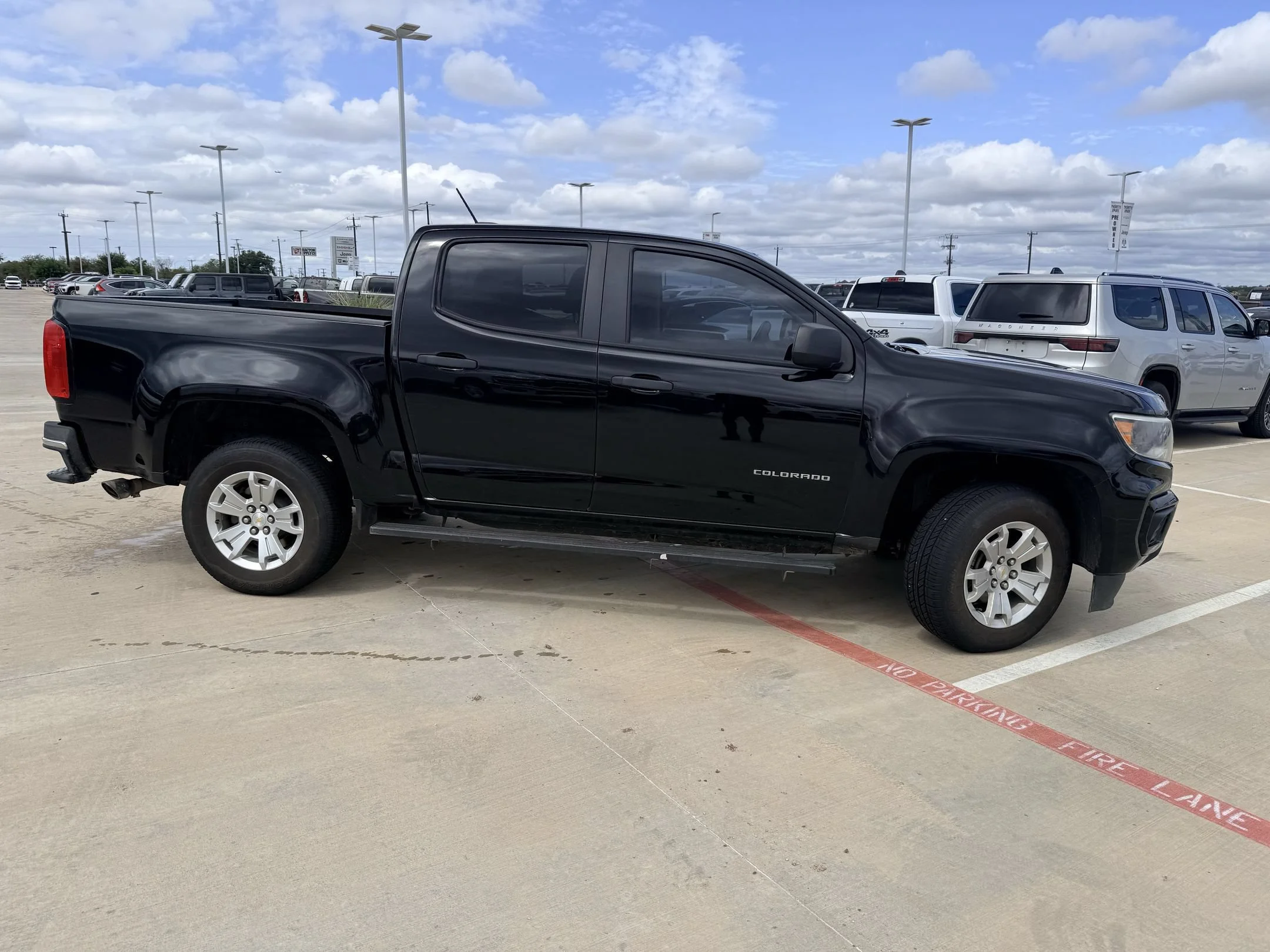 Used 2021 Chevrolet Colorado Work Truck with VIN 1GCGSBEA2M1132571 for sale in Castroville, TX