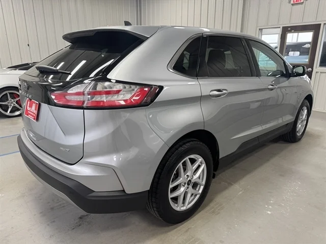 Used 2024 Silver FORD SEL image 5
