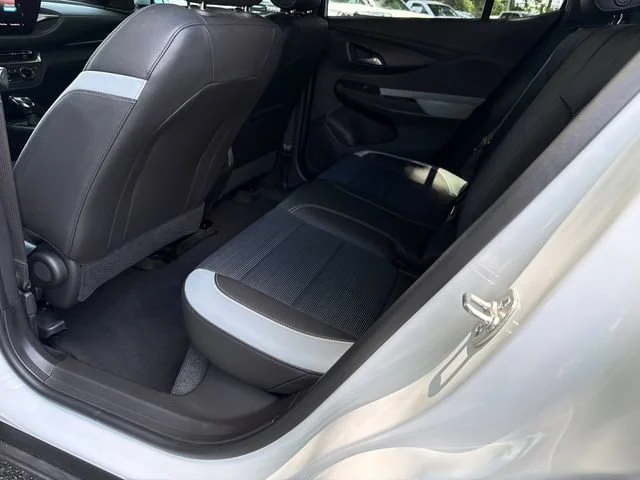 Used 2024 Summit White Buick Preferred image 20