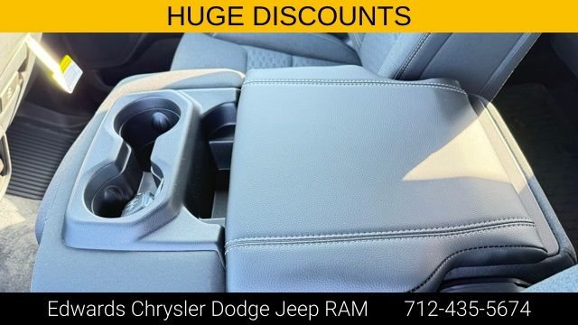 New 2026 Granite Crystal Metallic Clearcoat RAM Warlock image 20