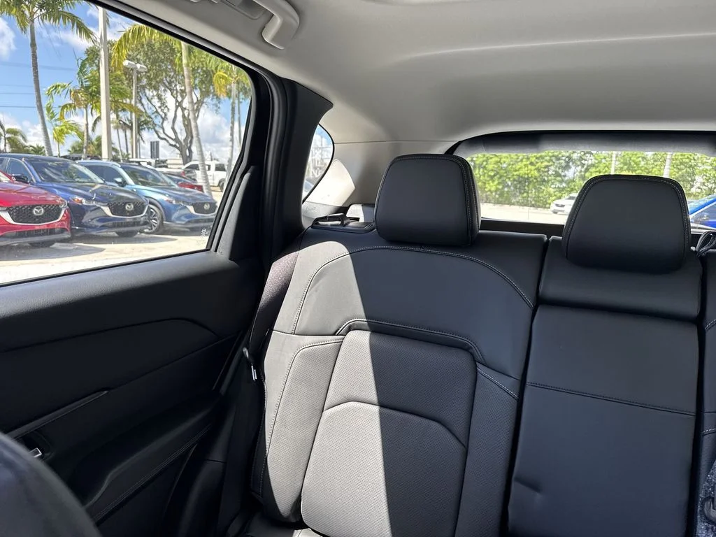 New 2026 White Metallic Mazda 2.5 S Premium Plus AWD image 17
