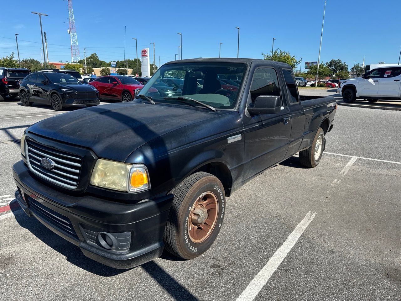 Used 2007 Black Ford XL image 1
