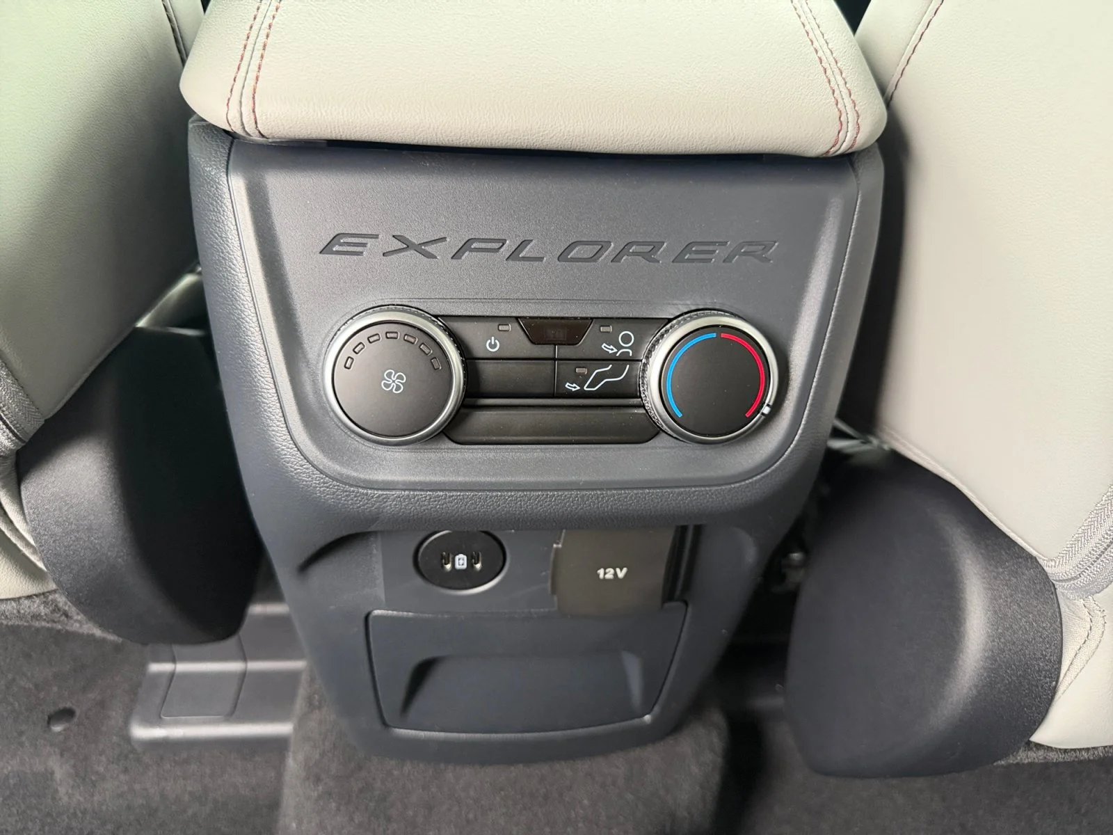 New 2026 Carbonized Gray Metallic Ford Active image 23