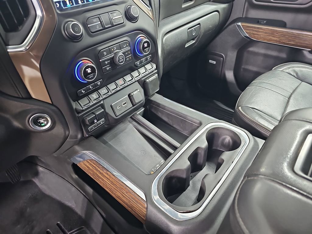 Used 2022 Summit White Chevrolet High Country image 30