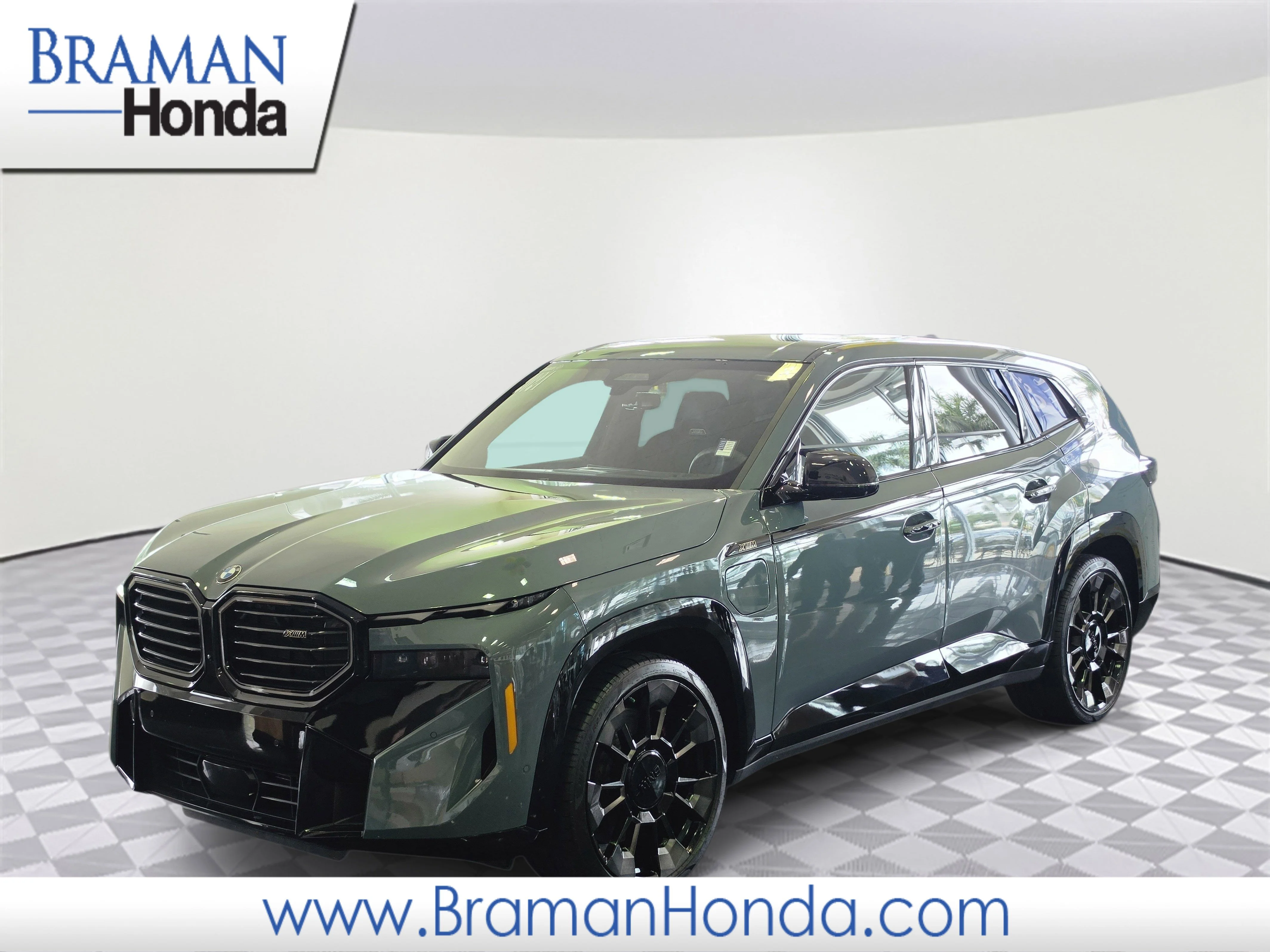 2024 BMW XM -'s photo