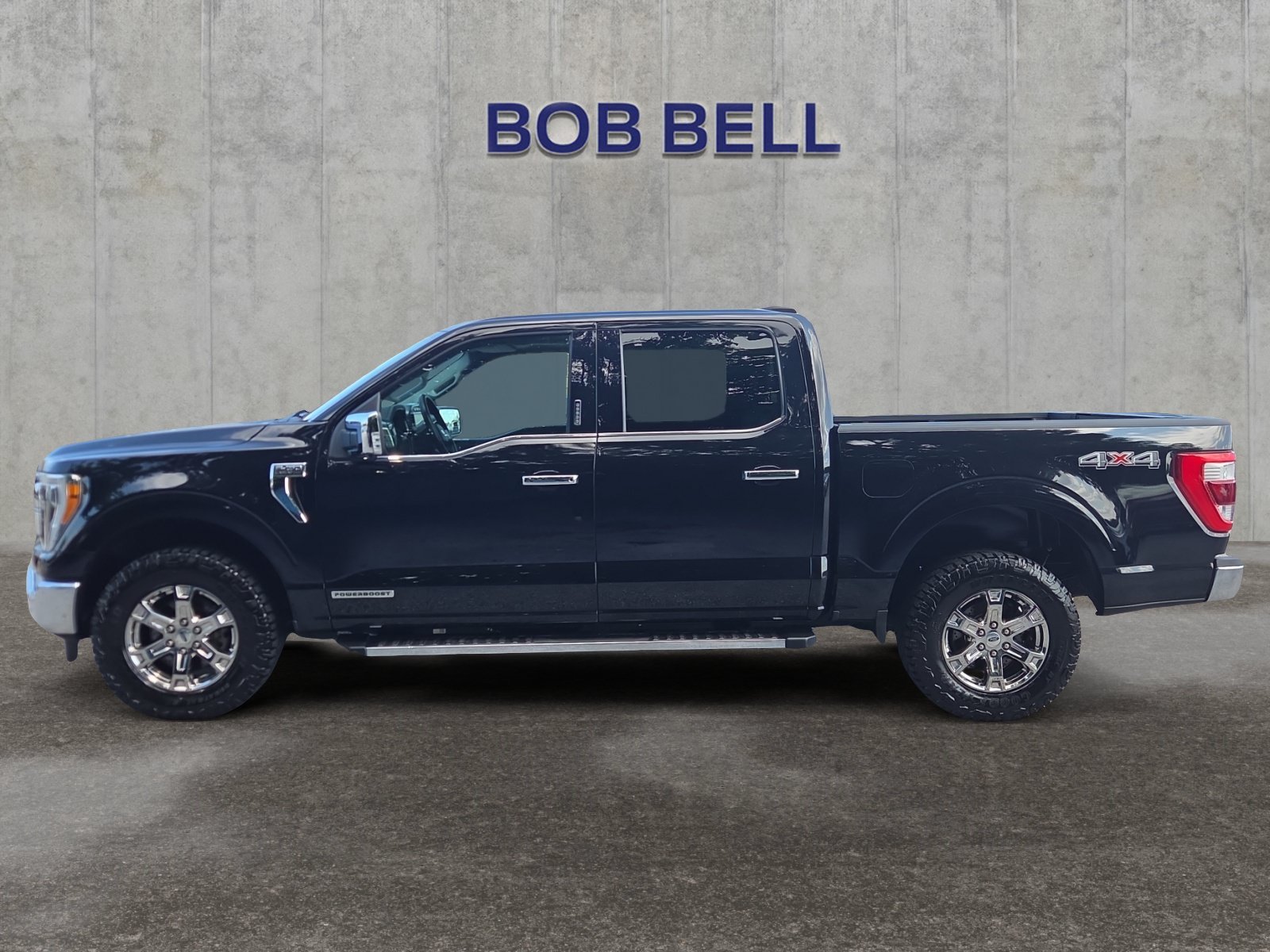 Certified Used 2021 Black Metallic Ford Lariat image 2