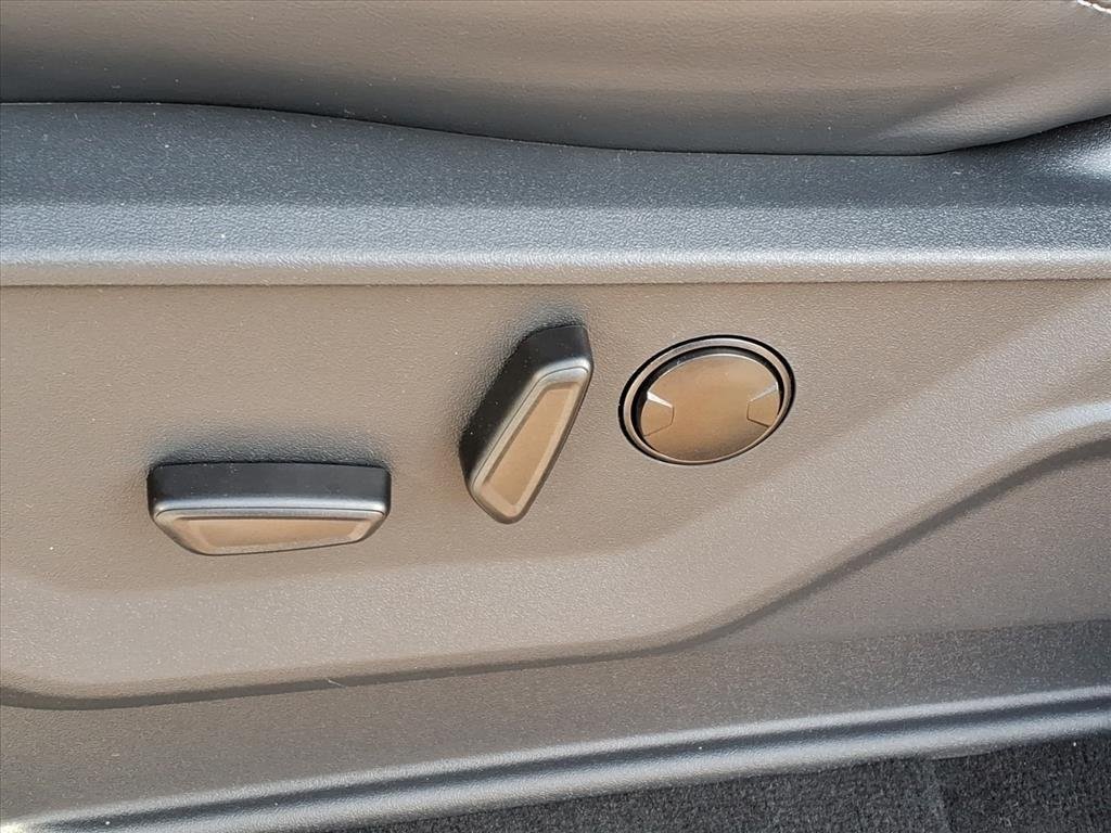 2025 Ford Expedition Platinum - Photo 6