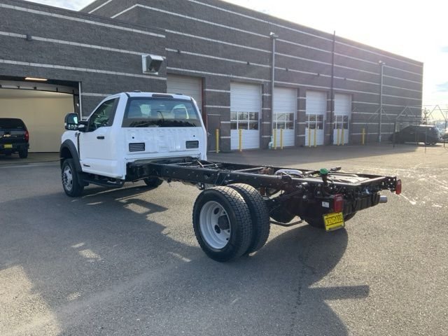 2024 Ford F-450 Super Duty Chassis Cab XL - Photo 6