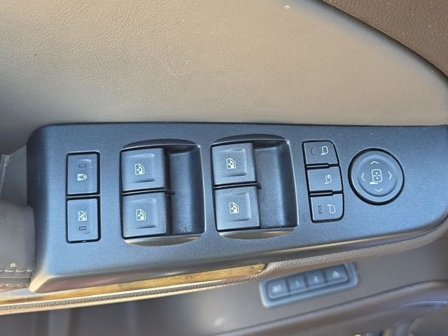 Used 2015 Iridium Metallic GMC Denali image 20