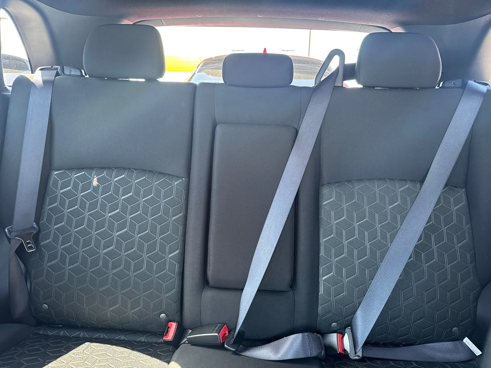 Used 2025 White Diamond Mitsubishi Trail Edition image 23