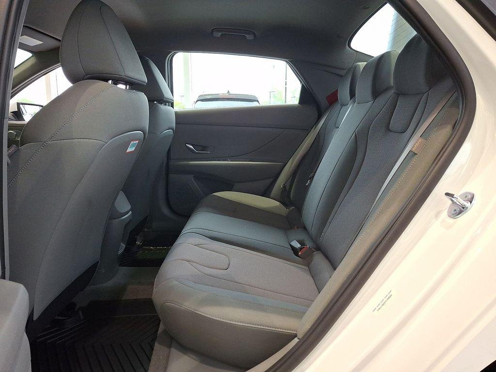 New 2026 Serenity White Pearl Hyundai SE image 6