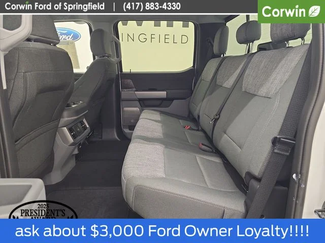 New 2026 Oxford White Ford F-250® XLT image 19