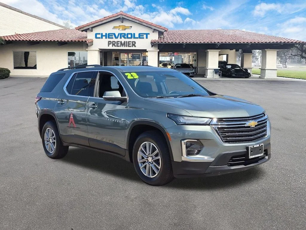 Used 2023 Green Chevrolet LT image 2