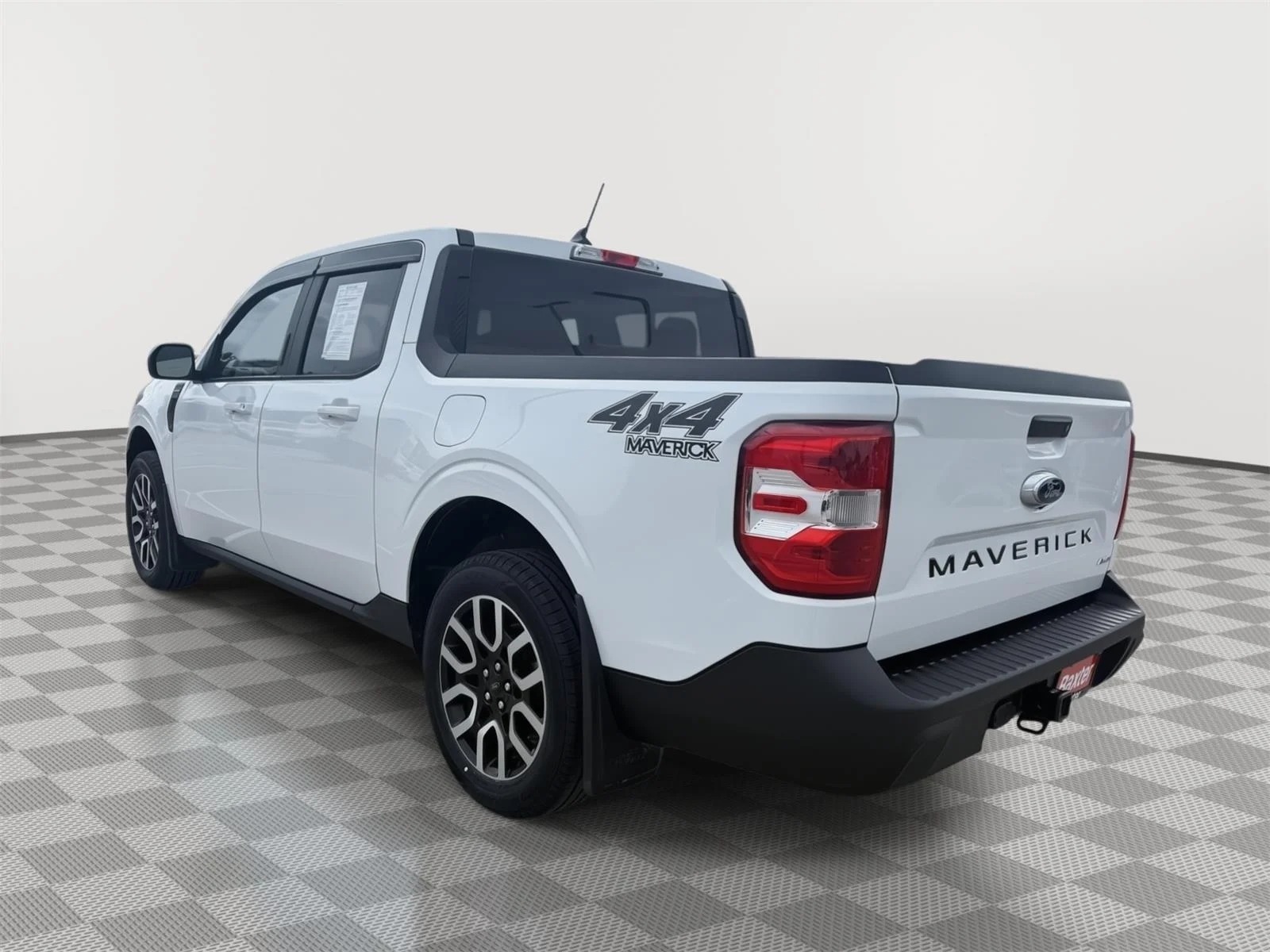Certified Used 2023 Oxford White Ford LARIAT image 7
