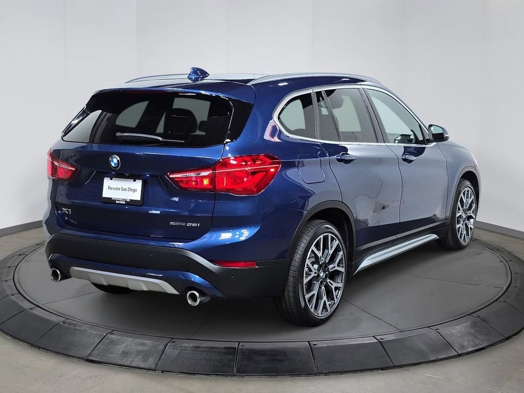 Used 2021 Blue BMW sDrive28i image 7