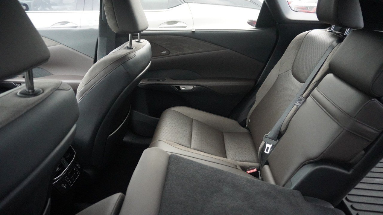 Used 2023 Black Lexus RX 350 Luxury image 11