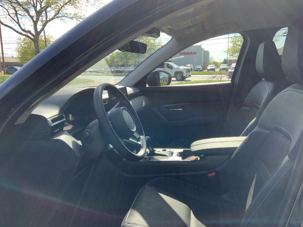 New 2026 Jet Black Mica Mazda 2.5 S Select AWD image 9