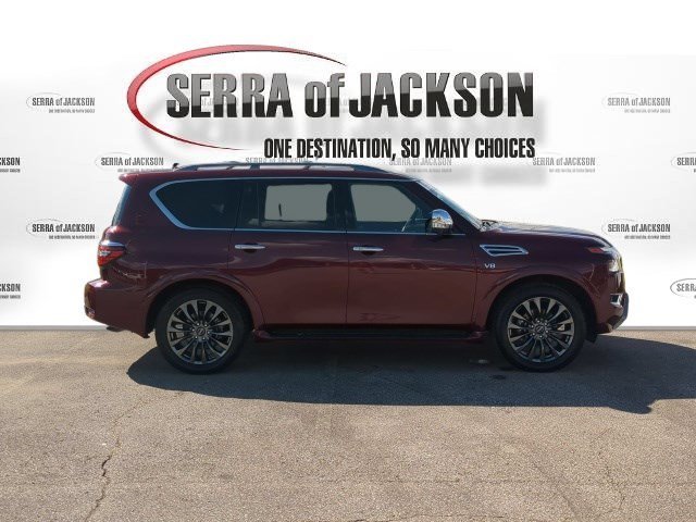 Used 2022  Nissan Platinum image 10