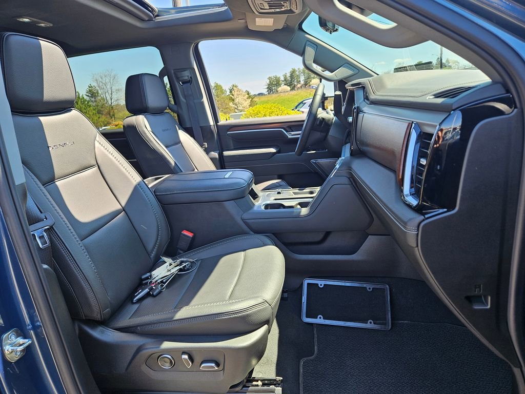 Used 2025 Downpour Metallic GMC Denali image 13