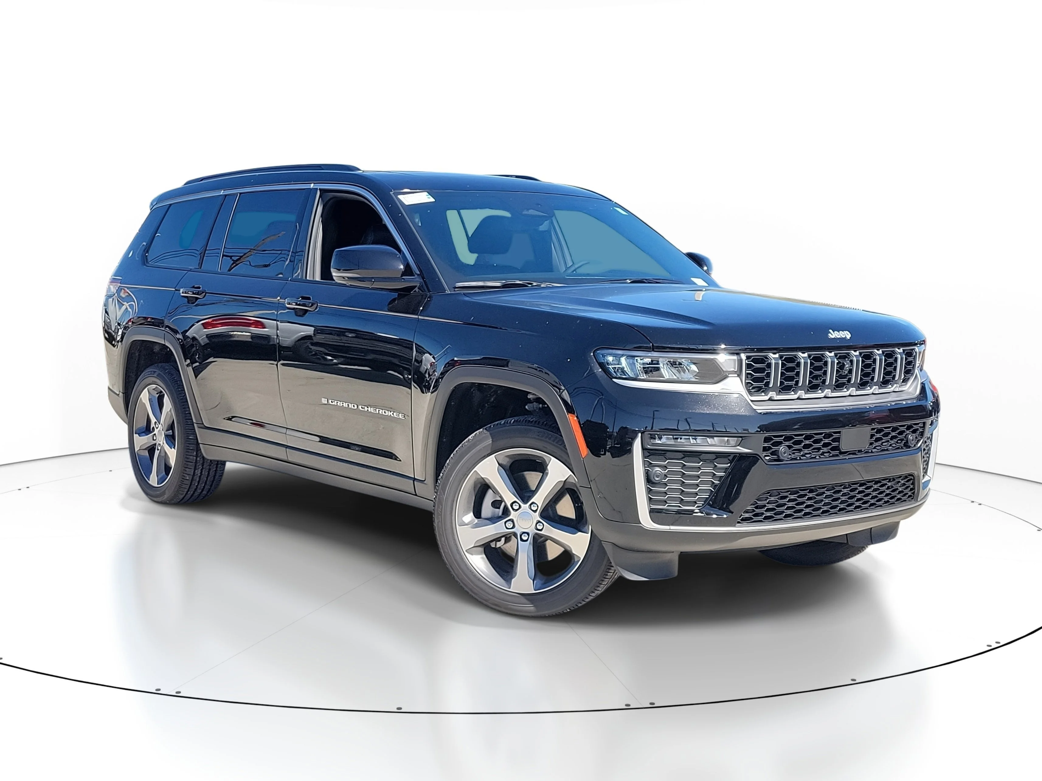 New 2026 Diamond Black Crystal Pearlcoat Jeep Limited image 1