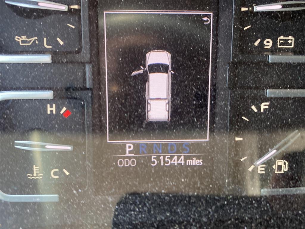 Used 2019 Cement Toyota SR5 image 16