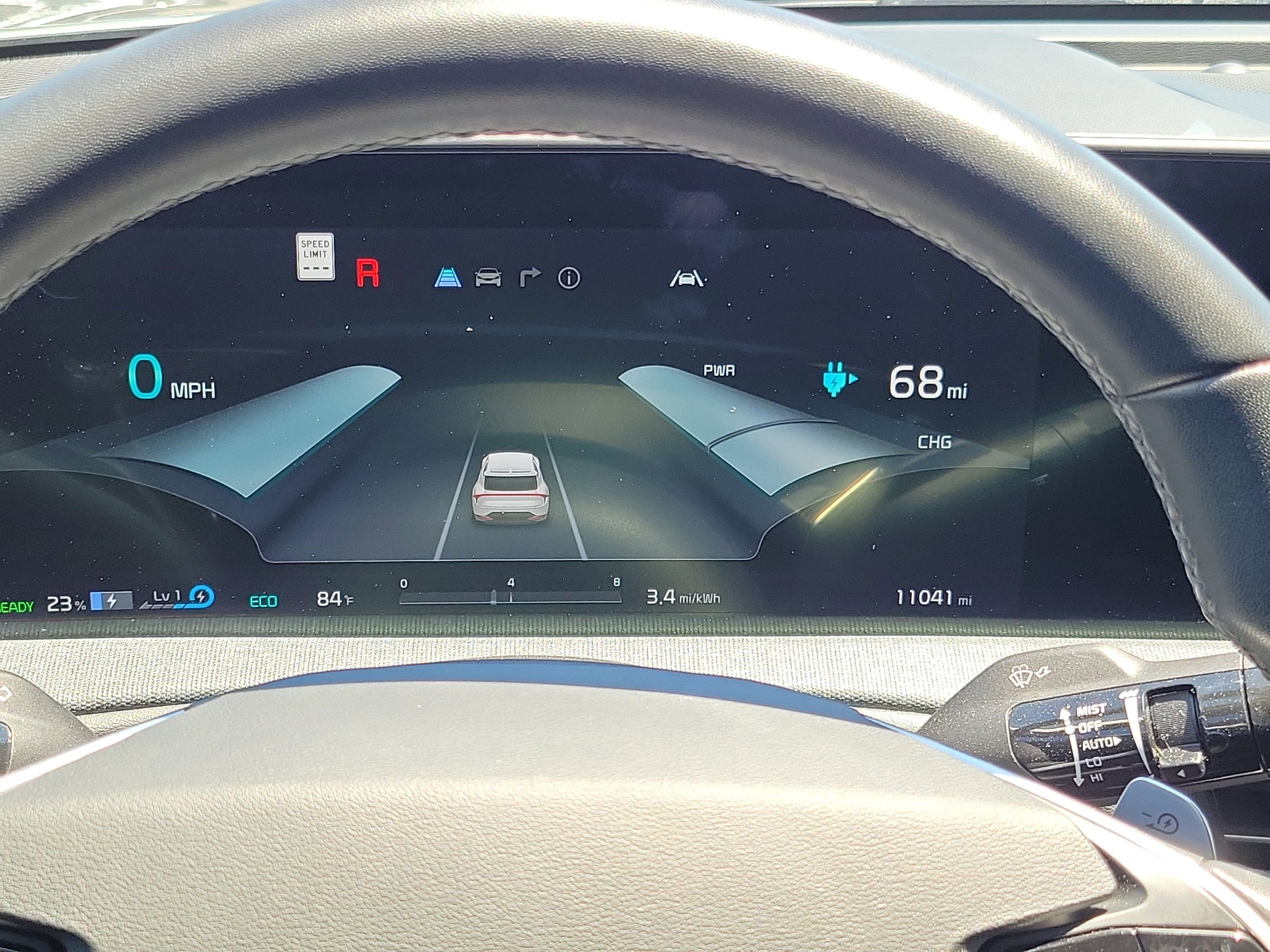 Used 2023 Steel Gray Kia Wind image 21