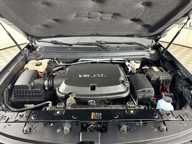 Certified Used 2022 Black Chevrolet Z71 image 27