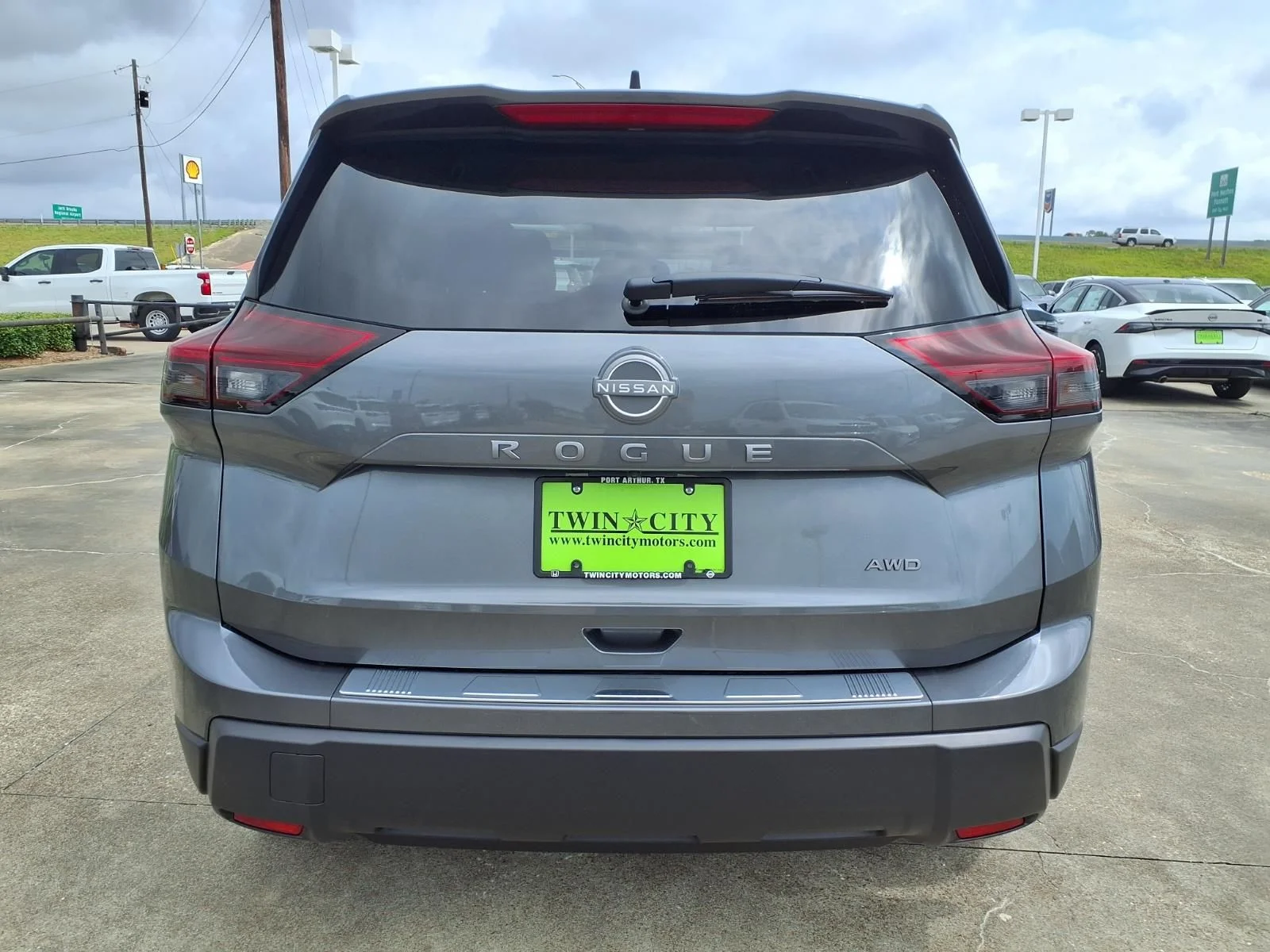 New 2026 Gray Nissan SV image 4