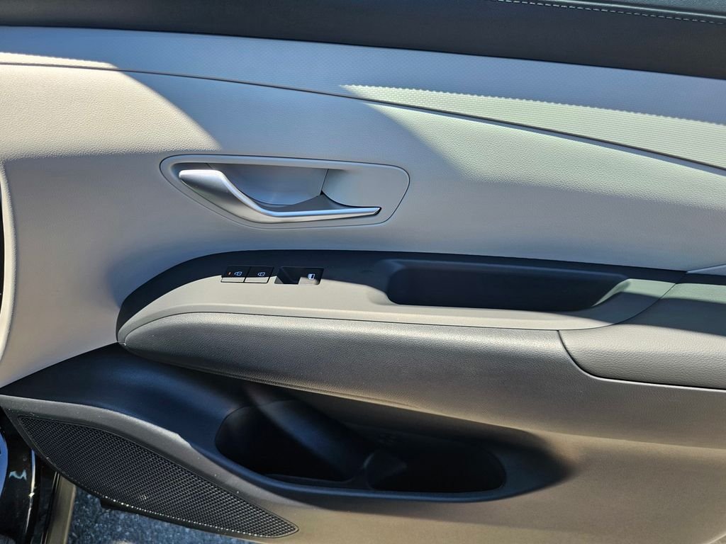 New 2026 Black Hyundai SE image 12