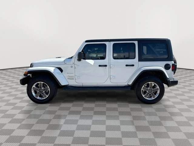 Used 2022 White Jeep Unlimited Sahara image 5