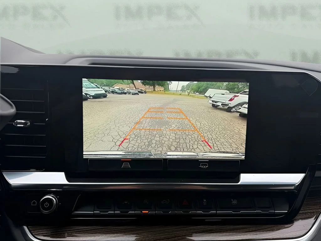 Used 2026 Onyx Black GMC Elevation image 20