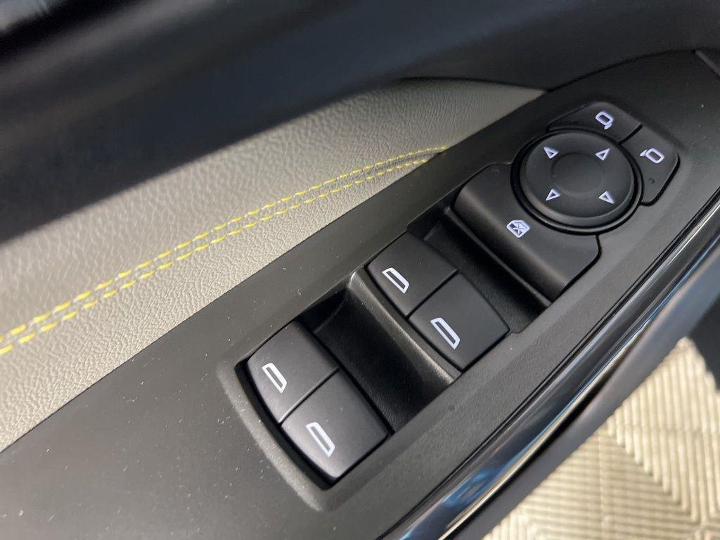 Used 2025 Marina Blue Chevrolet ACTIV image 18