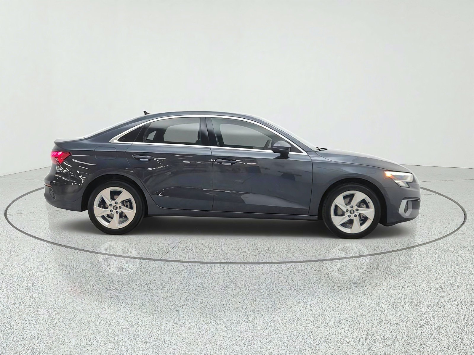 Used 2023 Manhattan Gray Metallic Audi Premium image 4