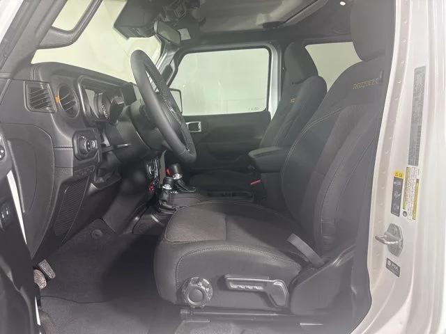 Used 2025 White Jeep Mojave image 11