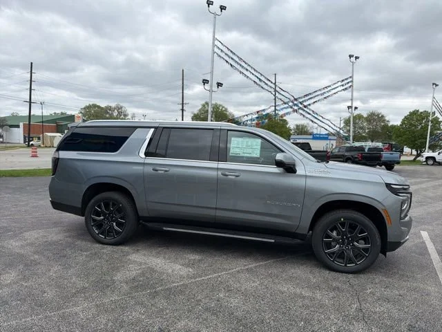 New 2026 Sterling Gray Metallic Chevrolet High Country image 18