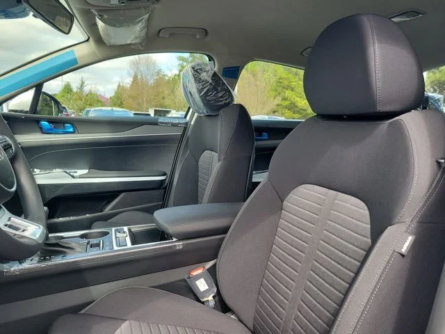 New 2026 Snow White Pearl Kia LXS FWD image 12