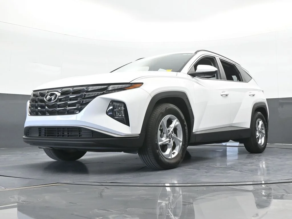 Used 2024 White Pearl Hyundai SEL image 53