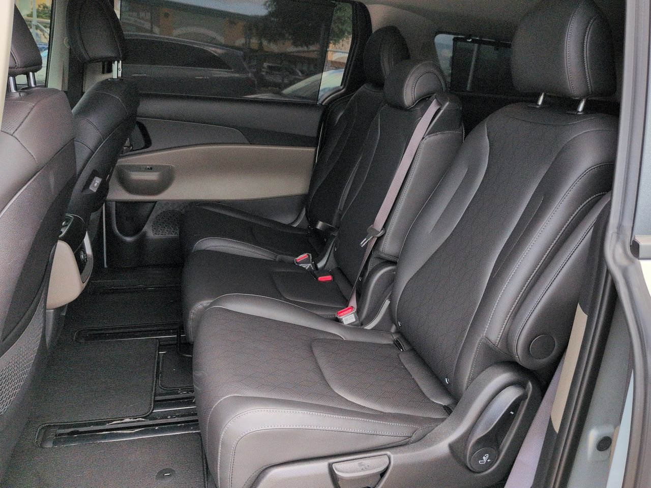 Certified Used 2026 Ivory Silver Kia EX image 17