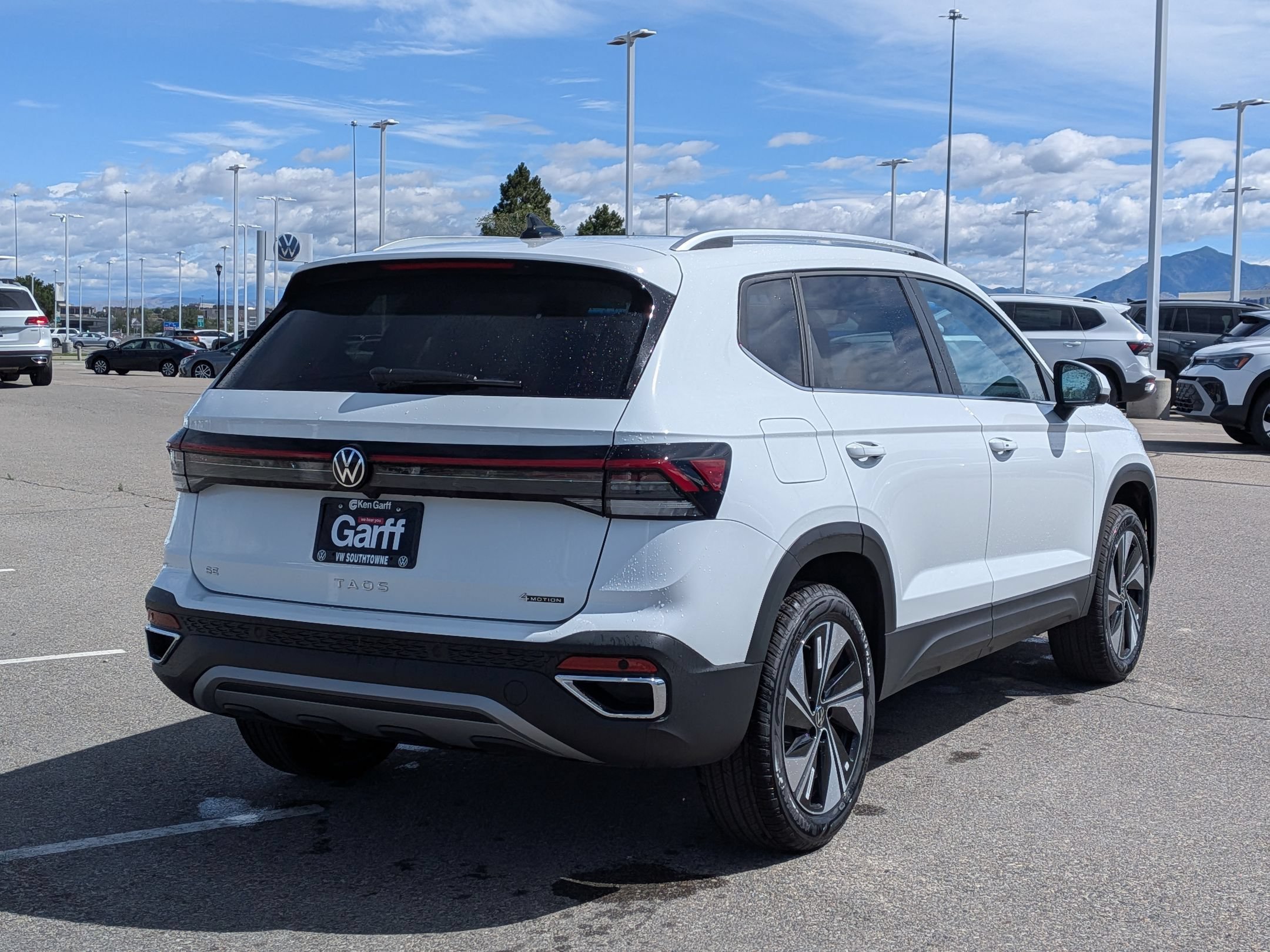 New 2026 Pure White Volkswagen SE image 3