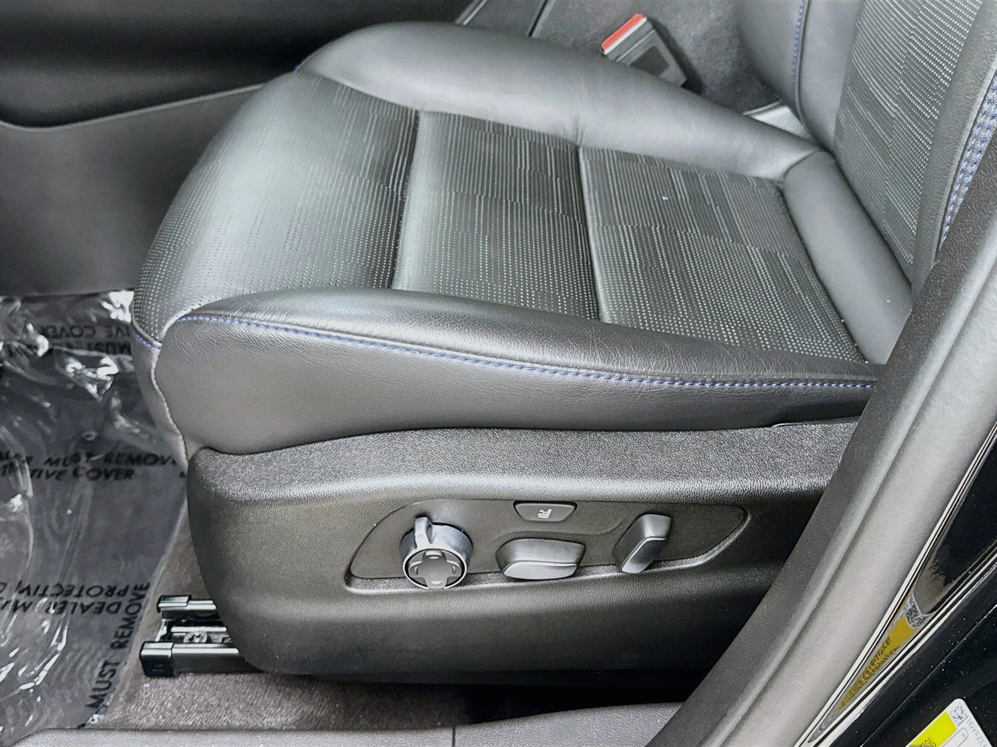 Used 2025 Stellar Black Metallic Cadillac Sport image 21