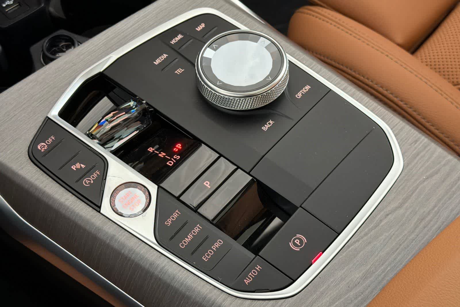 New 2026 Black Sapphire Metallic BMW 330i image 21
